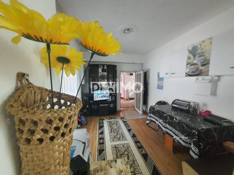 Casa In Ovidiu - La Doi Pasi De Lac - Teren Generos !