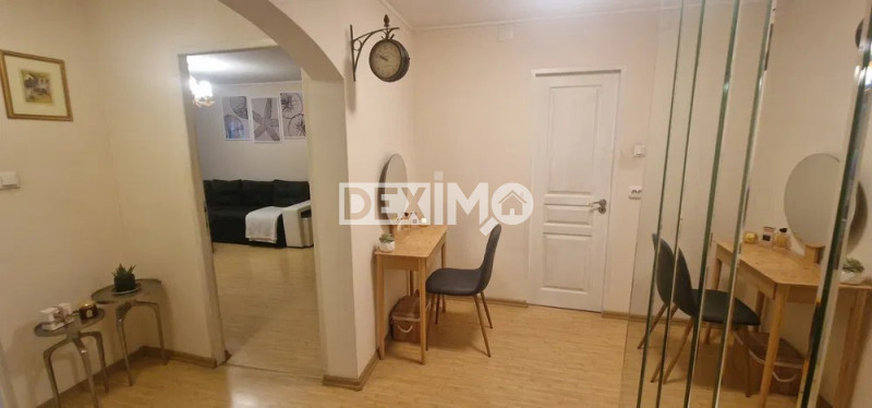 Aprtament La Cheie - 3 Camere Decomandate - Etajul I