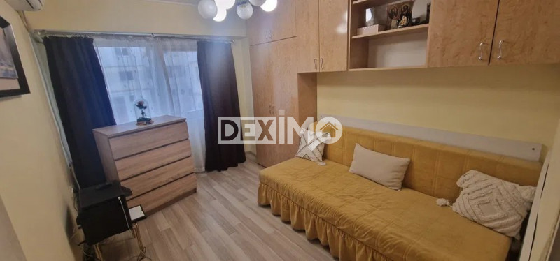 Aprtament La Cheie - 3 Camere Decomandate - Etajul I