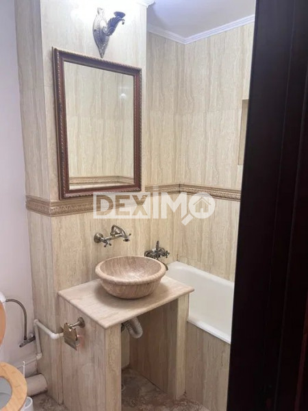 FALEZA NORD-APARTAMENT CU 3 CAMERE ETAJ 1 APROAPE DE PLAJA-LOC PARCARE