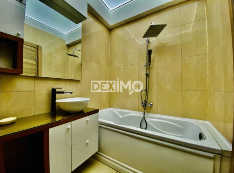 SUMMERLAND-STATIUNEA MAMAIA - APARTAMENT 2 CAMERE ORIENTAT CATRE MARE