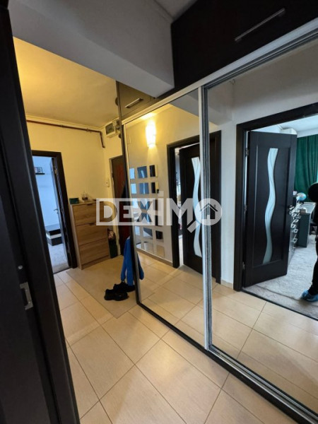 CASA DE CULTURA - APARTAMENT CU 2 CAMERE DECOMANDAT MOBILAT