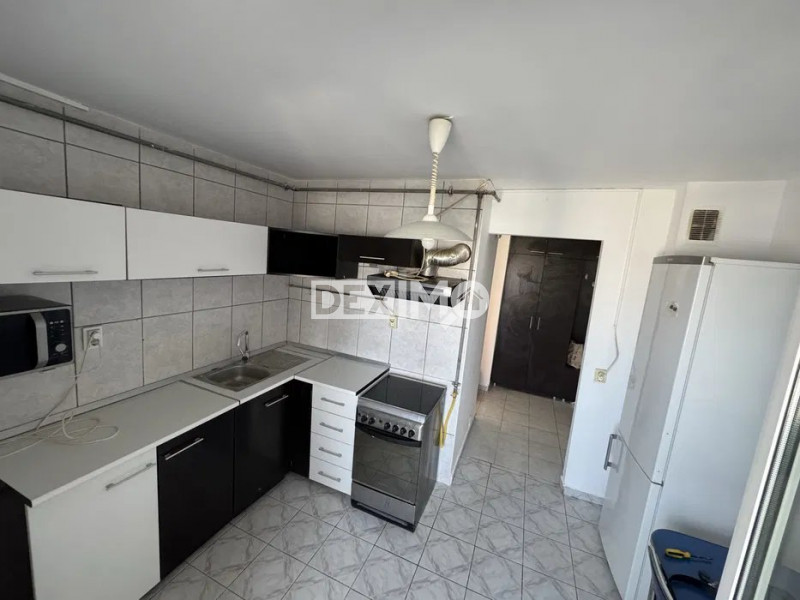 TOMIS III-BROTACEI APARTAMENT CU 3 CAMERE DECOMANDAT MOBILAT
