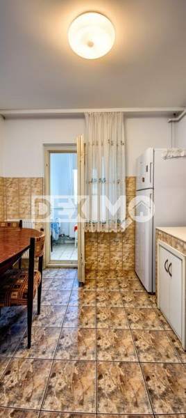 Apartament Decomandat - Etajul I - Centrala Gaze !