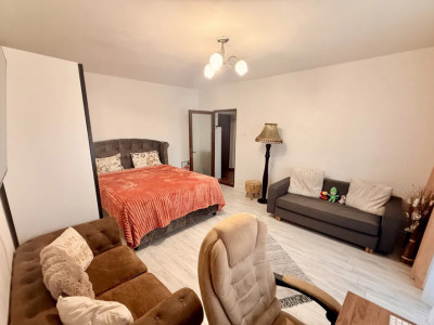 Garsoniera XXL - La Cheie - Zona Institutul De Marina