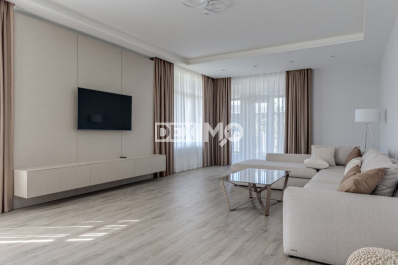 Apartament 3 Camere In Resort Cu Acces Full La Piscina,SPA,Fitness - Mamaia Nord