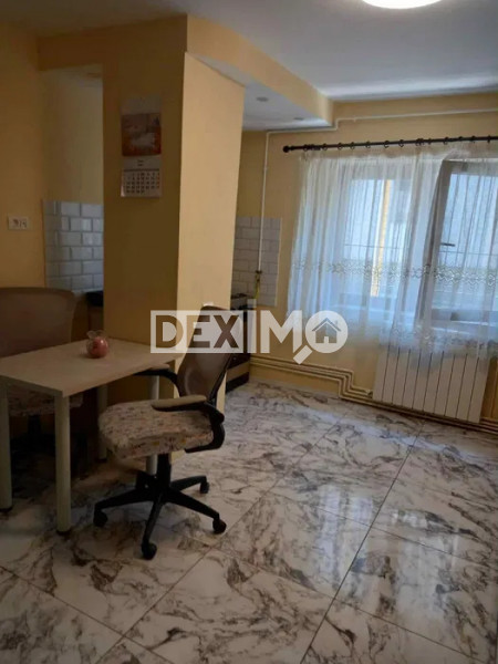 FAR-APARTAMENT CU 2 CAMERE DECOMANDAT MOBILAT CENTRALA GAZE