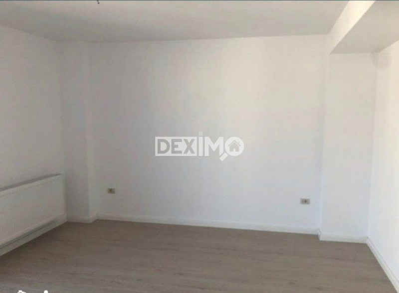 Apartament 2 Camere - Zona Tomis Plus - La Cheie - Loc De Parcare