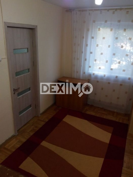 Apartament 3 Camere Semidecomandate - Zona Tomis Nord - Etaj 1 - Gaze