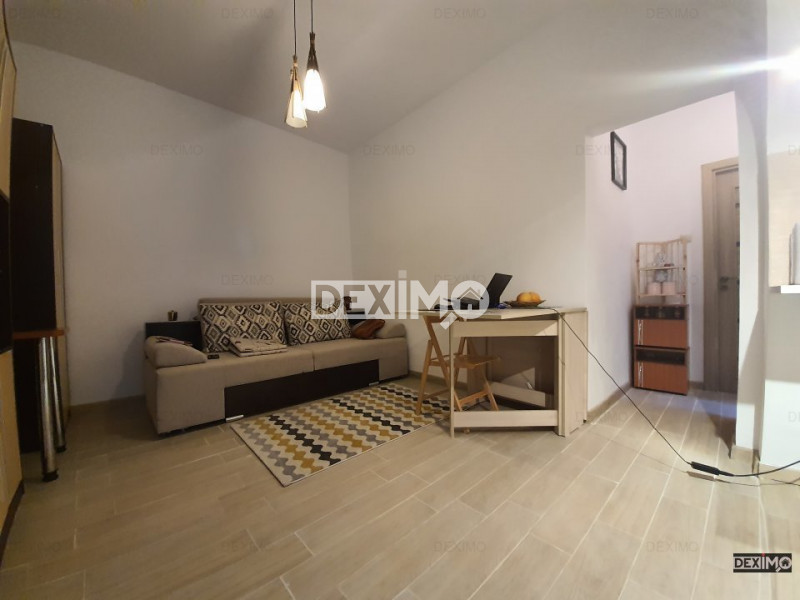 REPUBLICA CASA CU 2 CAMERE CURTE BECI RENOVATA  