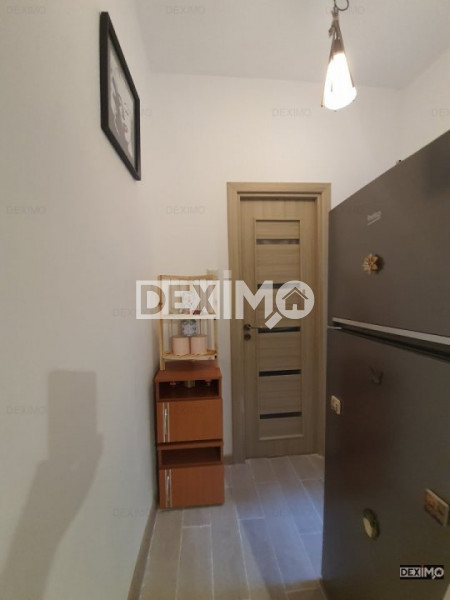 REPUBLICA CASA CU 2 CAMERE CURTE BECI RENOVATA  