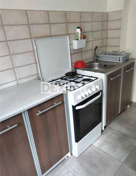 Apartament 2 Camere - Zona Tomis I - Etaj 1 - Mobilat