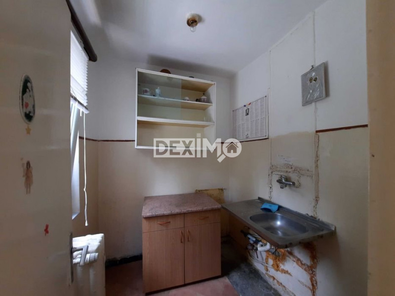 Apartament 2 Camere - Zona Tomis Nord - Etaj 2 - Necesita Renovare