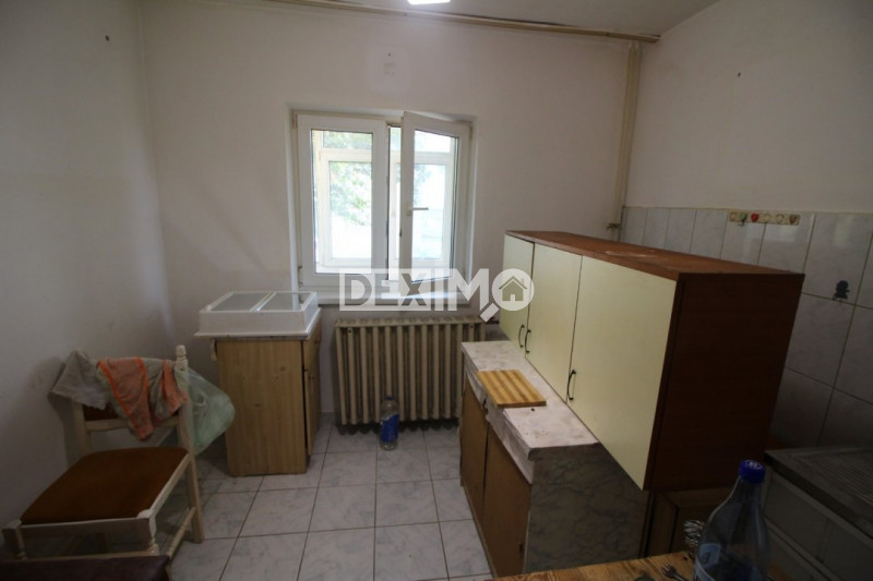 Apartament 2 Camere - Zona CET - Etaj 1 - Gaze La Usa