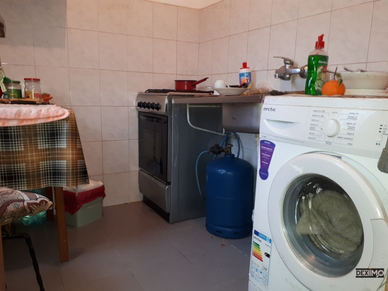 SALVARE APARTAMENT CU 2 CAMERE ETAJ 3 