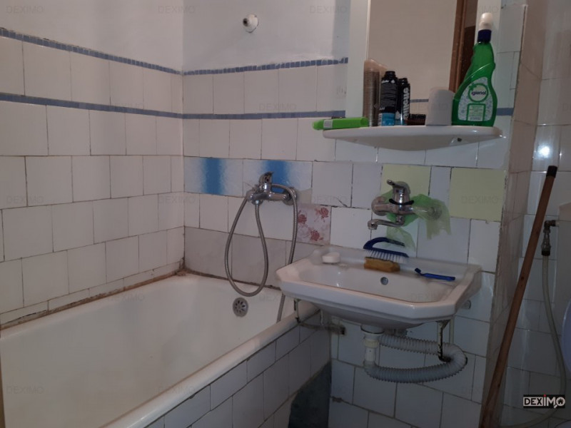 SALVARE APARTAMENT CU 2 CAMERE ETAJ 3 