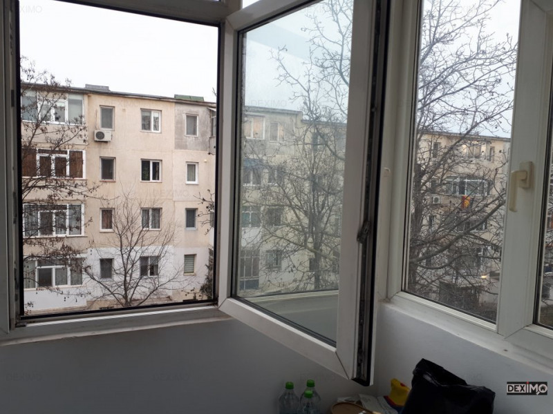 SALVARE APARTAMENT CU 2 CAMERE ETAJ 3 
