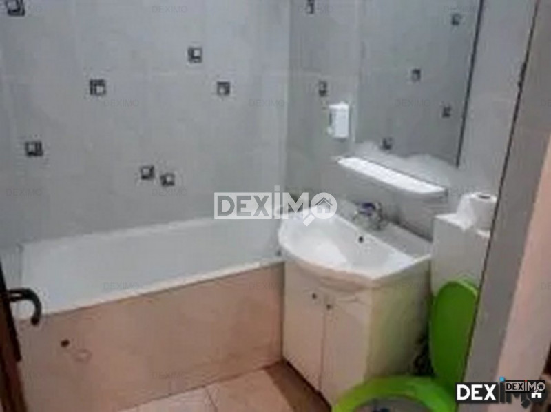 Apartament 3 Camere Semidecomandate - Zona Tomis Nord - Centrala Pe Gaze