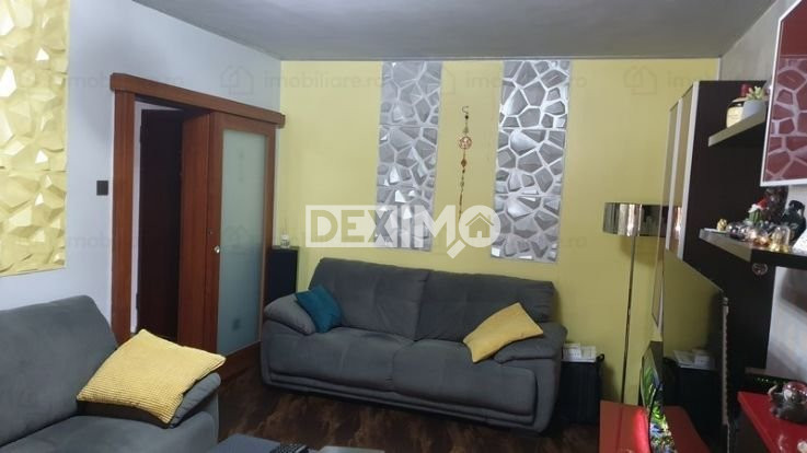 Sat Vacanta - Apartament 3 Camere - Mobilat/Utilat
