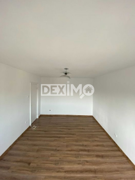 Garsoniera - Zona Dacia - Izolata