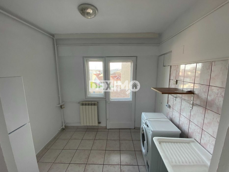 Garsoniera - Zona Dacia - Izolata