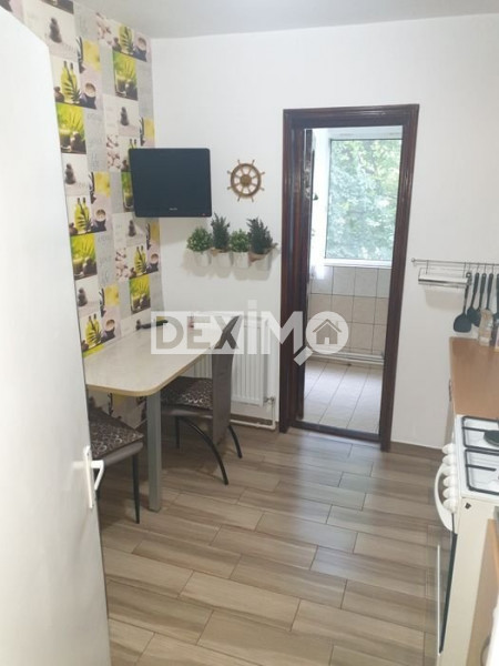 Apartament 2 Camere - Zona Poarta 6 - Etaj 1 - Gaze