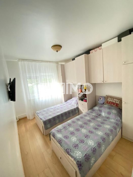 Apartament 4 Camere - Zona Dacia - Etaj 1 - Mobilat/Utilat - Gaze