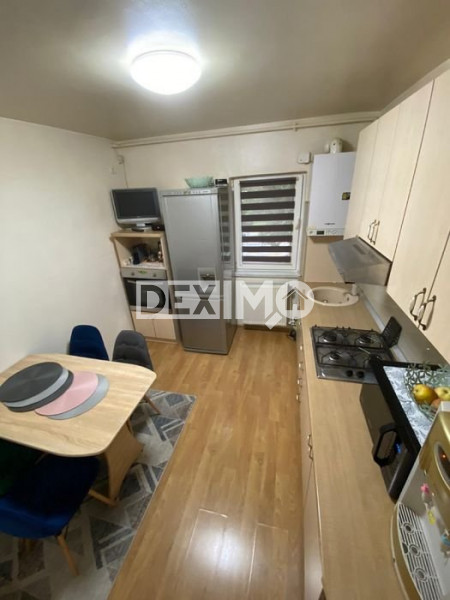 Apartament 4 Camere - Zona Dacia - Etaj 1 - Mobilat/Utilat - Gaze