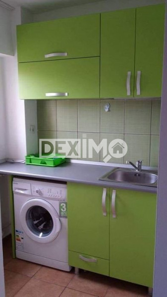 Garsoniera - Zona Capitol - Etaj 3 - Mobilata/Utilata