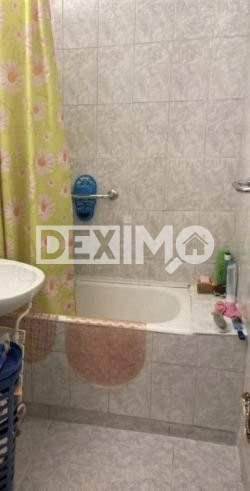 Apartament 2 Camere - Zona Trocadero - Gaze La Usa - Etaj 1