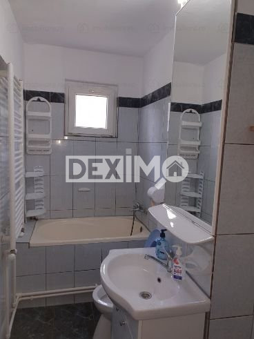 Apartament 3 Camere - Zona Tomis Nord - Gaze La Aragaz - Boxa