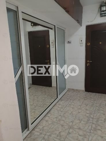 Apartament 3 Camere - Zona Tomis Nord - Gaze La Aragaz - Boxa