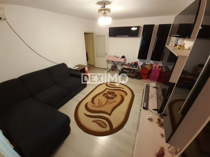 Apartament 3 Camere - Zona CET - Izolat - Gaze Pe Scara