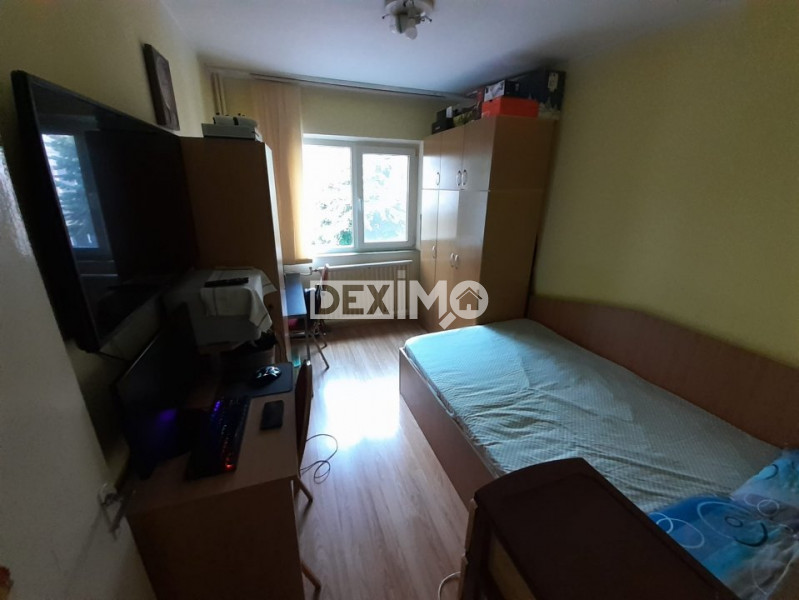 Apartament 3 Camere - Zona CET - Izolat - Gaze Pe Scara
