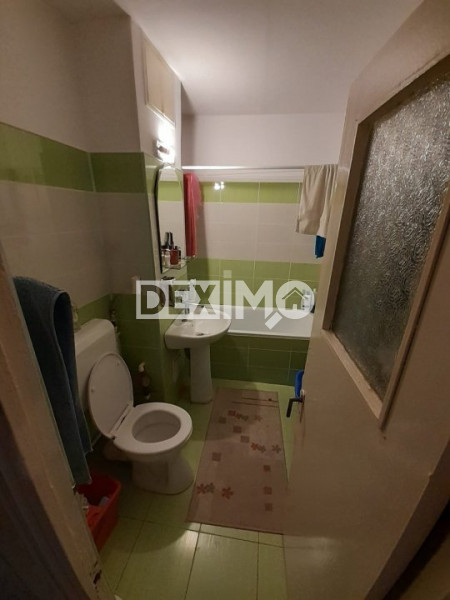 Apartament 3 Camere - Zona CET - Izolat - Gaze Pe Scara