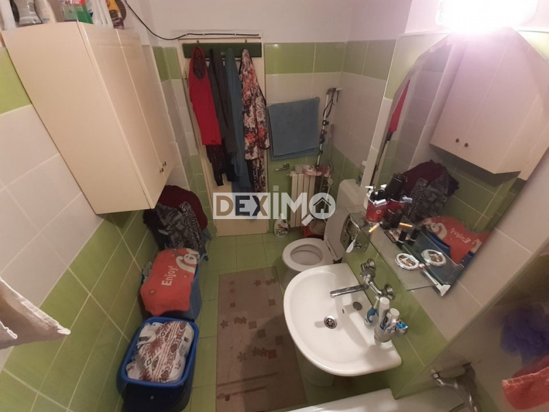 Apartament 3 Camere - Zona CET - Izolat - Gaze Pe Scara