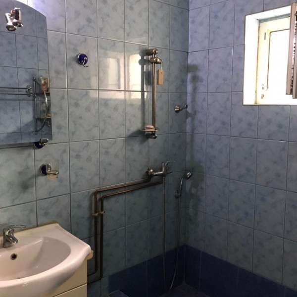 Apartament 3 Camere Decomandate - Zona Dacia - Gaze - Izolat