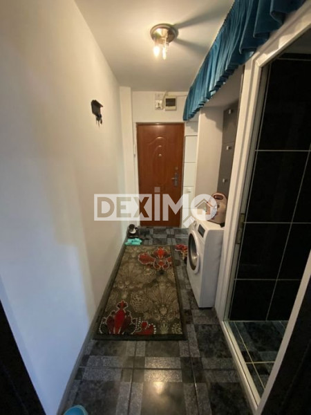 Apartament 3 Camere - Zona KM 4-5 - Gaze - Renovat - Loc De Parcare