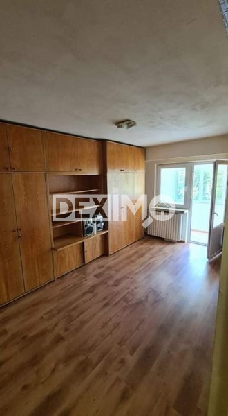 Garsoniera - Zona Capitol - Vedere Stradala 