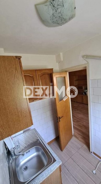 Garsoniera - Zona Capitol - Vedere Stradala 