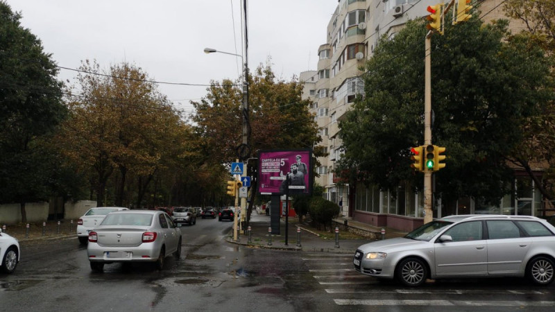 Apartament 2 Camere Decomandate - Zona Tomis 2 - Etaj 3 - Gaze La Usa