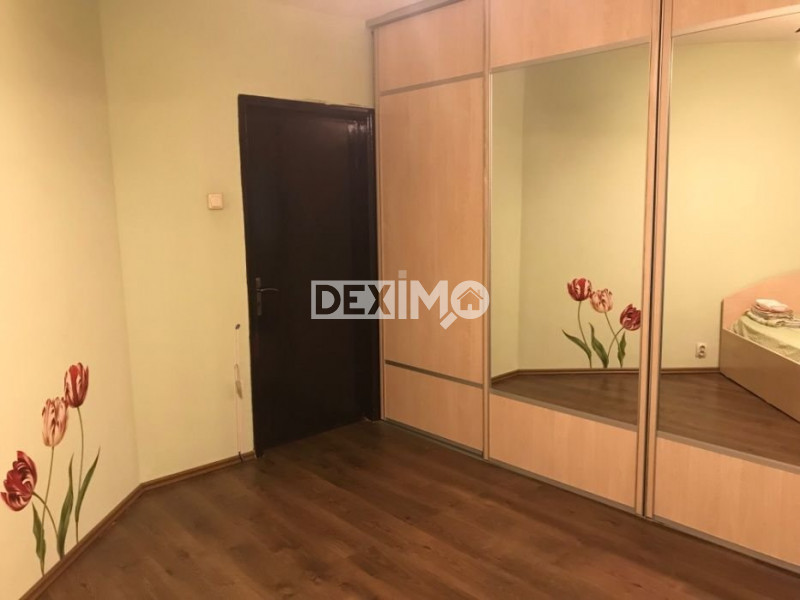 Apartament 3 Camere - Zona Capitol - Etaj 1 - Gaze La Aragaz