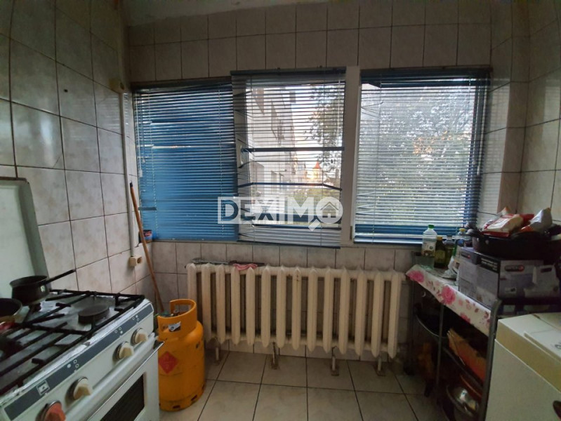 Apartament 2 Camere - Zona Far - Etaj 2 - Izolat