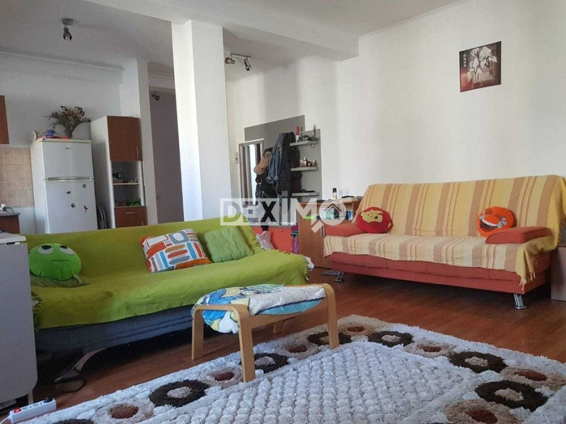 Apartament 2 Camere - Zona Tomis Plus - Loc De Parcare