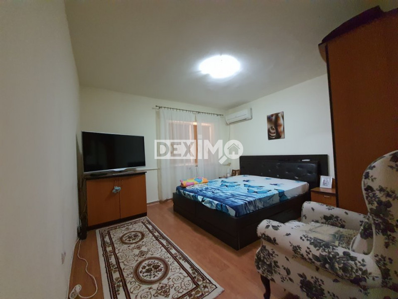 Far-Garsoniera decomandata mobilata modern