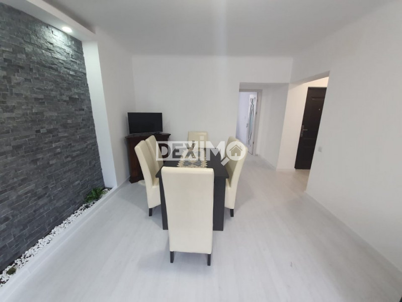  Apartament cu 2 Camere Decomandate - Zona Casa De Cultura - Boxa In Proprietate