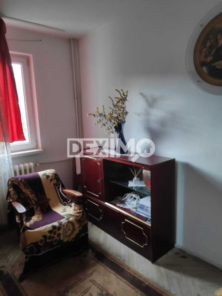 Apartament 3 Camere - Zona KM 4-5 - Etaj 3 