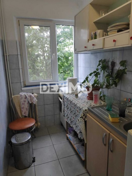 Apartament 3 Camere - Zona KM 4-5 - Etaj 3 