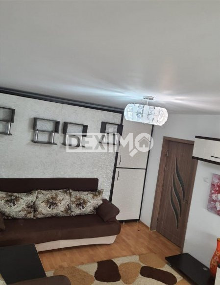 Apartament 2 Camere - Zona CET - Etaj 9 - Gaze la Usa