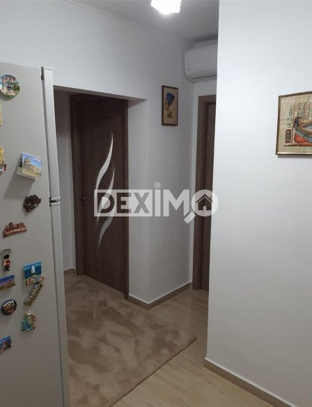 Apartament 2 Camere - Zona CET - Etaj 9 - Gaze la Usa